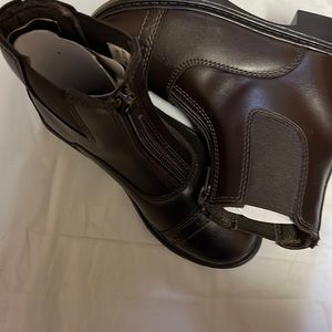 New without box girls mocha color equestrian boots